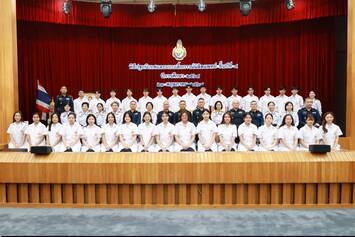 พิธีปฐมนิเทศและมอบเสือกาวน์นิสิต แพทย์ ชั้นปีที่ 4